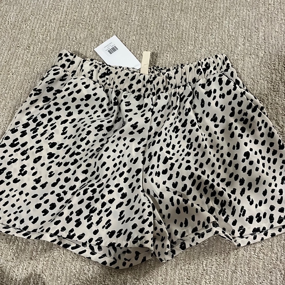 Boutique shorts! Size medium!